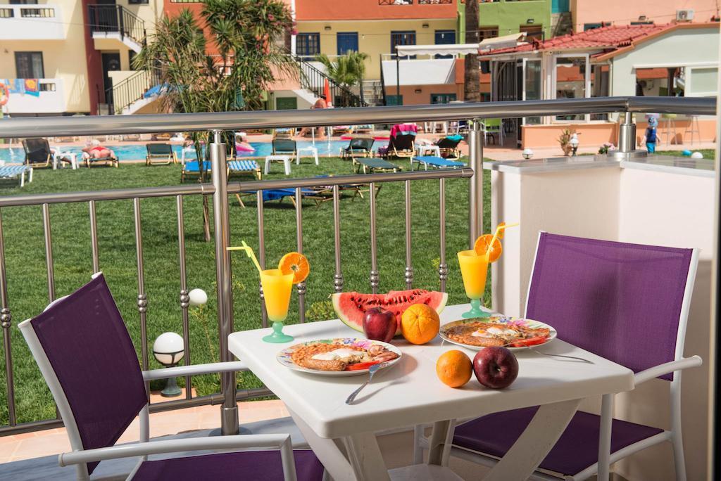 Kings Village Malia Cameră foto